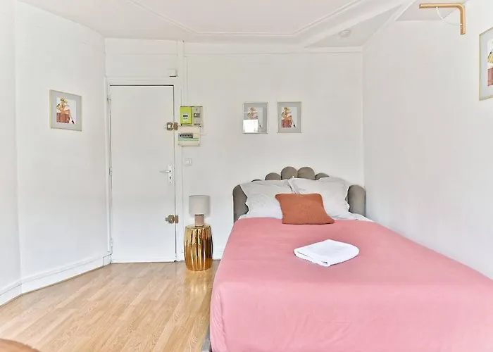 Petit Voltaire Nation