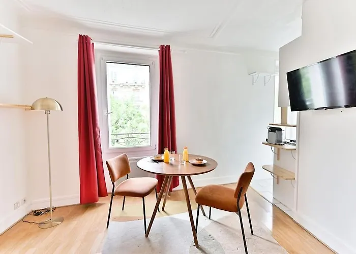 Apartament Petit Voltaire Nation *